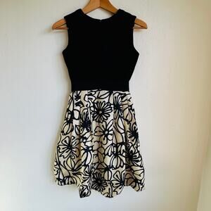 Lord & Taylor Black White Silk Blend Floral Sleeveless Fit Flare Mini Dress Sz S